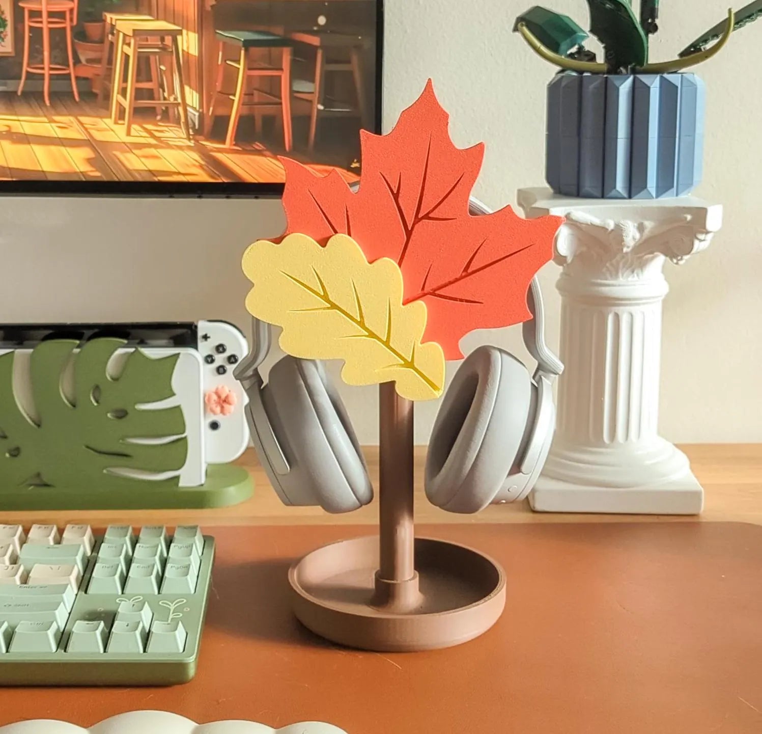 Fall Leaves Headphone Stand