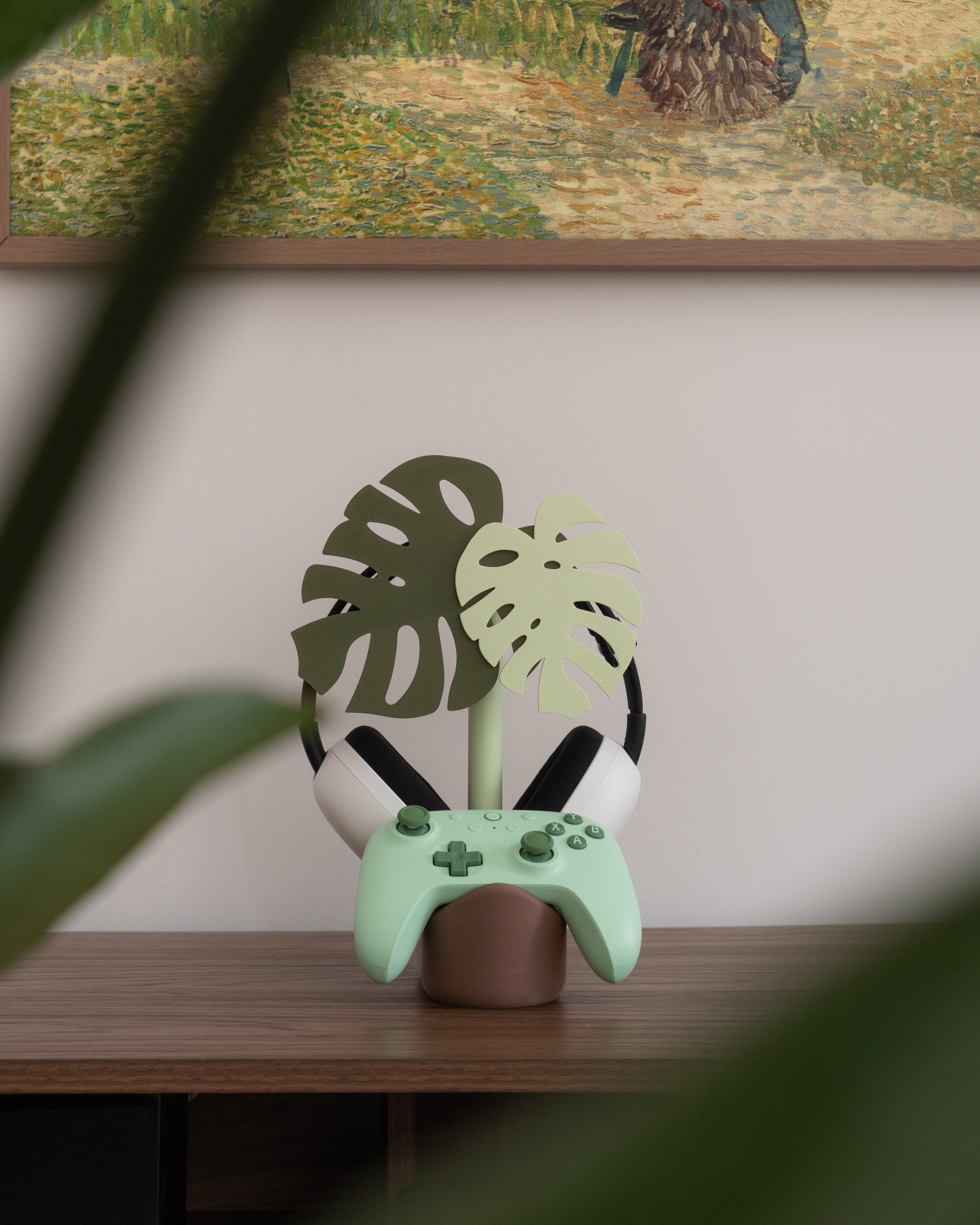 Monstera Headphone Stand
