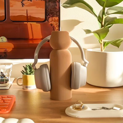 Minimalist Headphone & Controller Holder